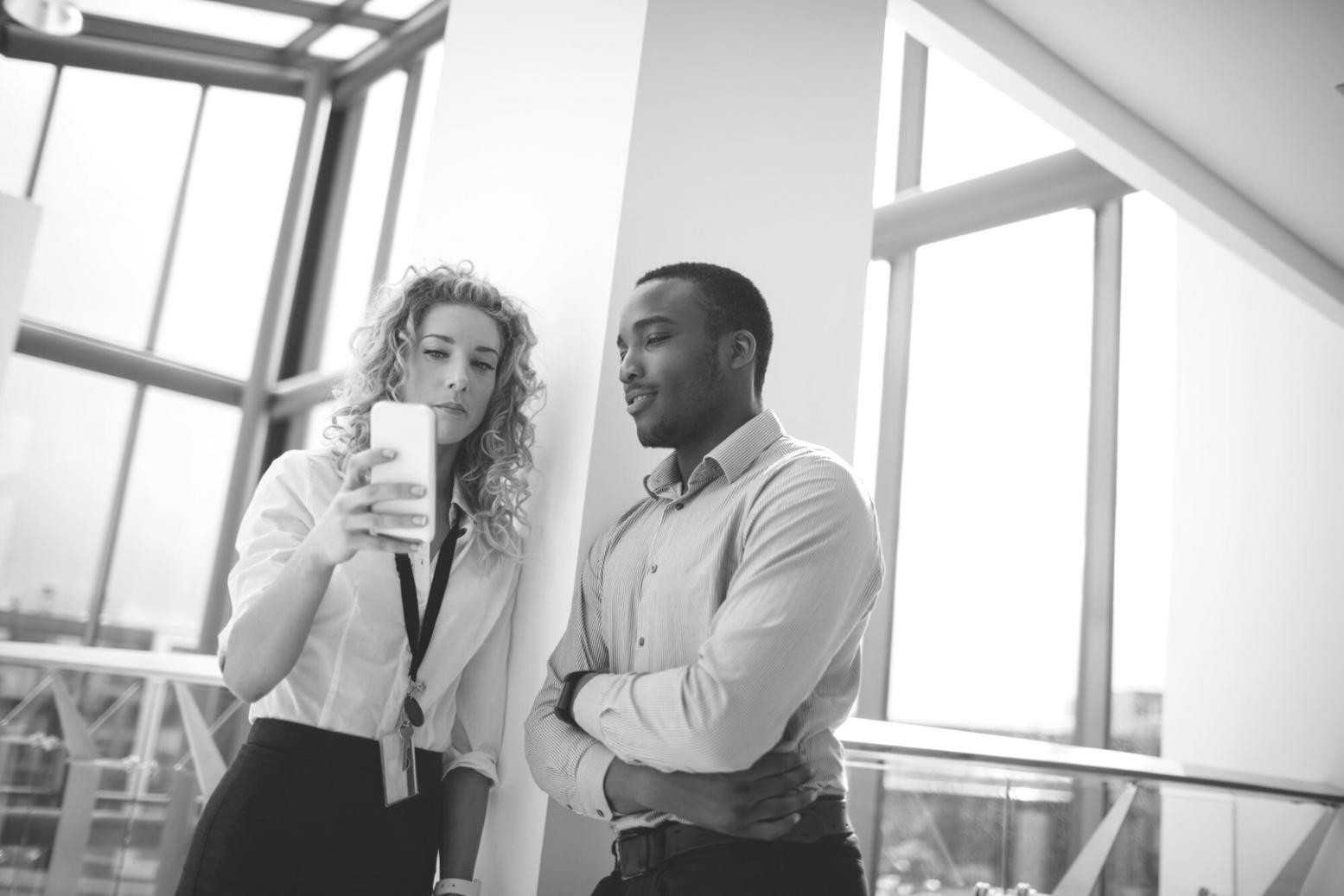 Espacios de trabajo con hojas de cálculo para gestión financiera